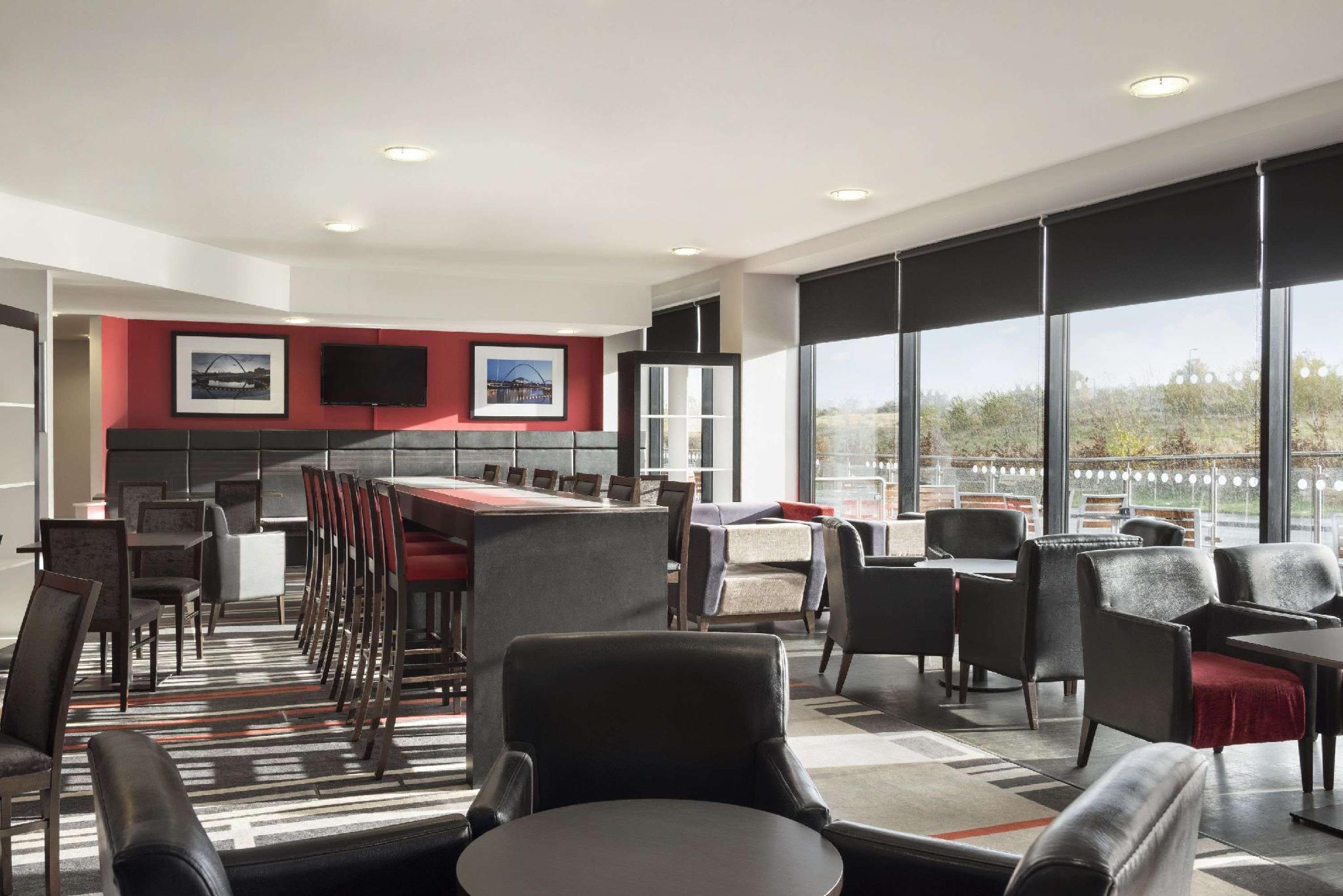 Ramada Encore Newcastle-Гейтсхед Экстерьер фото